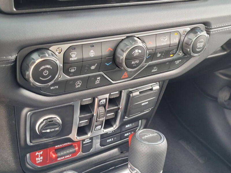 2025 Jeep Gladiator Mojave