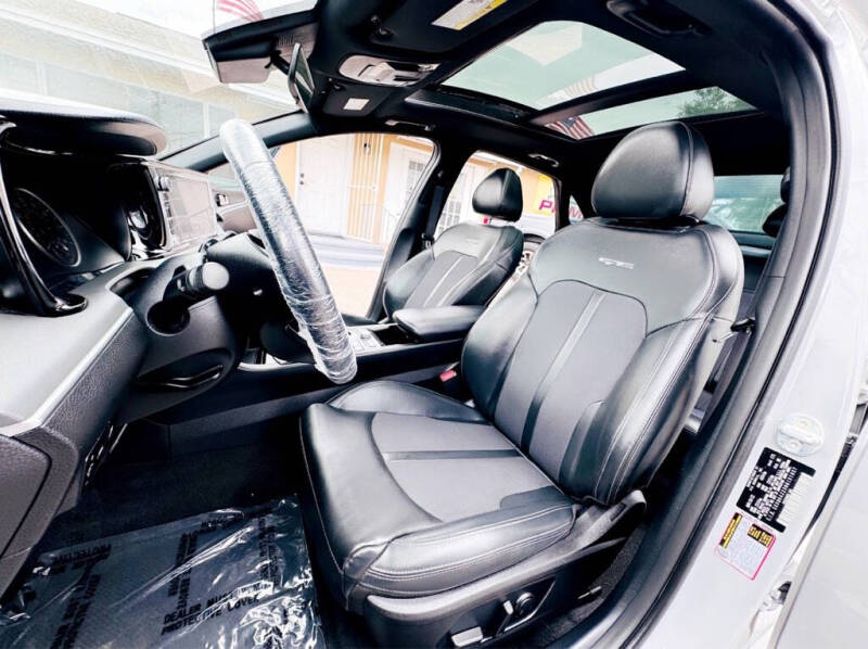 2022 Kia K5
