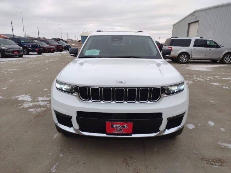 Used 2021 Jeep Grand Cherokee L Limited with VIN 1C4RJKBG3M8130677 for sale in Chamberlain, SD