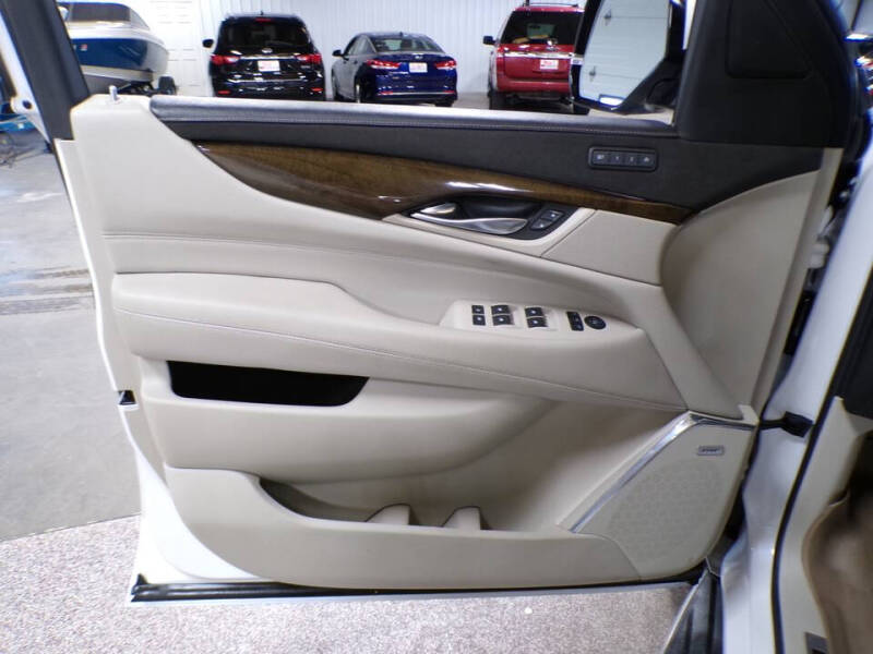 2018 Cadillac Escalade Premium Luxury