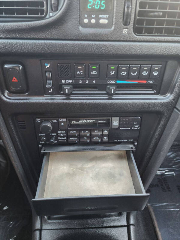 1994 Nissan Maxima SE