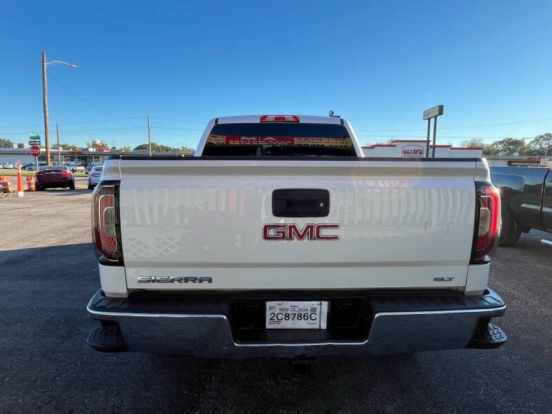 2018 GMC Sierra 1500 SLT photo 2