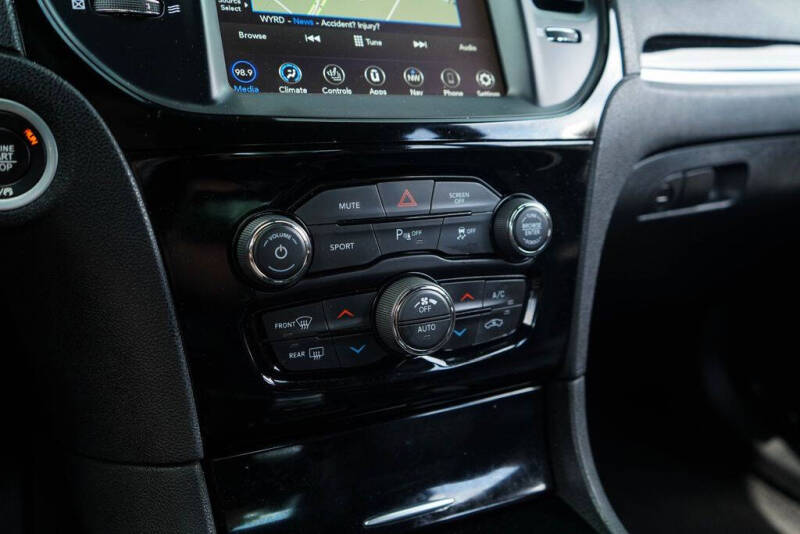 2022 Chrysler 300 S V6