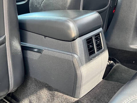 2009 Chrysler 300 SRT-8