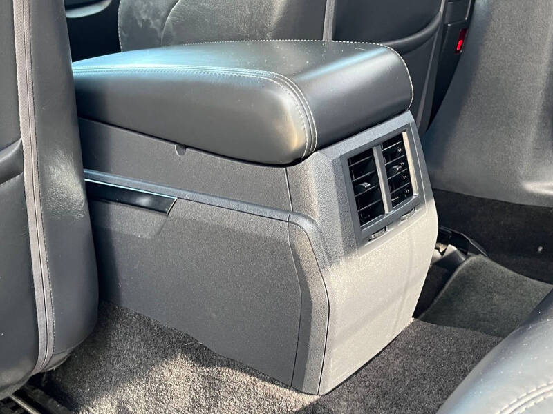 2009 Chrysler 300 SRT-8