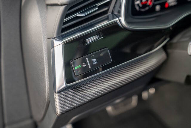 2020 Audi RS Q8 20