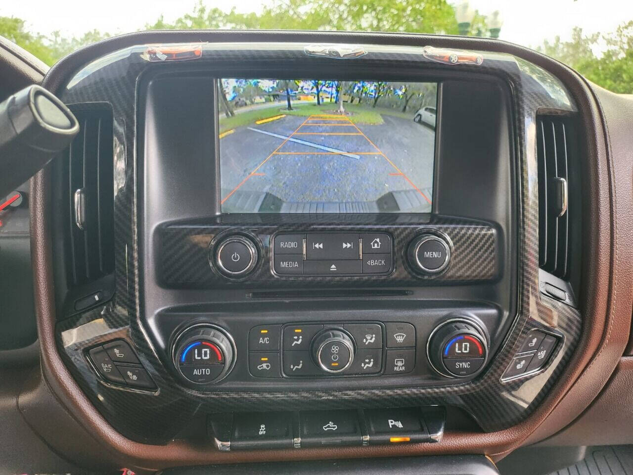 2014 CHEVROLET Silverado Pickup - $21,995