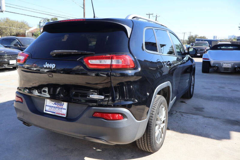 2018 Jeep Cherokee Latitude