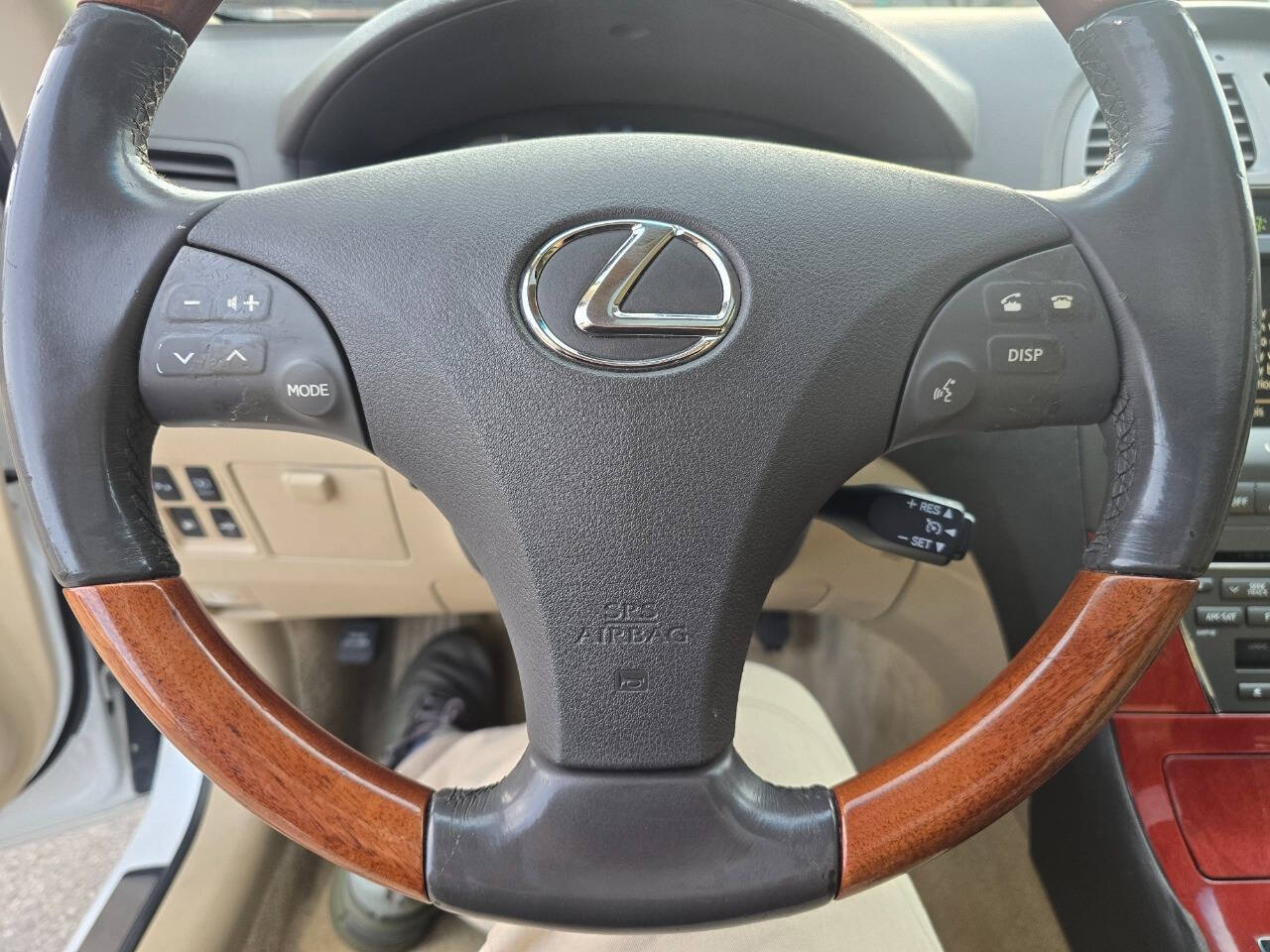 2007 Lexus ES 350 for sale at QUEENSGATE AUTO SALES in York, PA