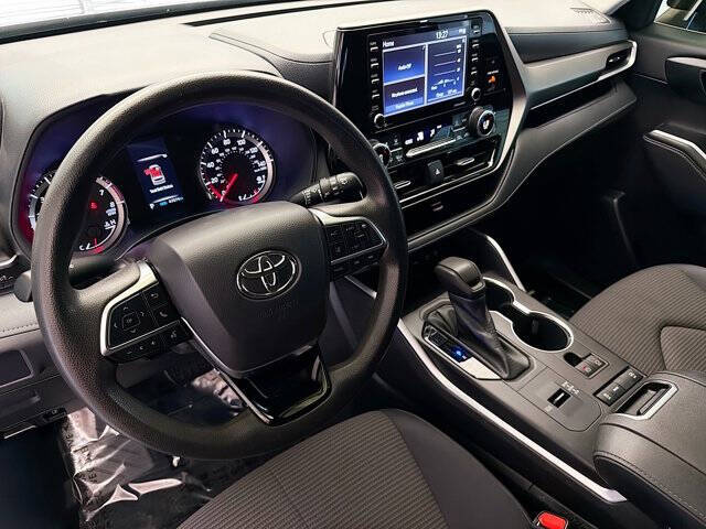 2021 Toyota Highlander L