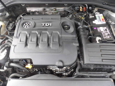 2015 Volkswagen Golf SportWagen TDI S