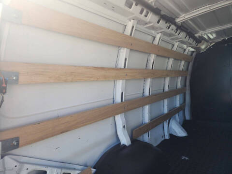 2023 Chevrolet Express 2500