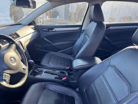 2015 Volkswagen Passat 1.8T Limited Edition