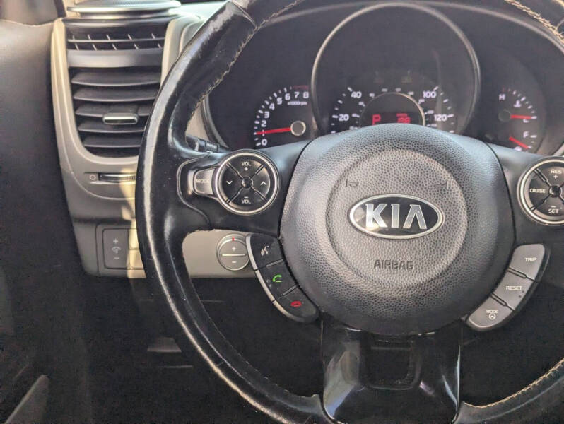 2015 Kia Soul +