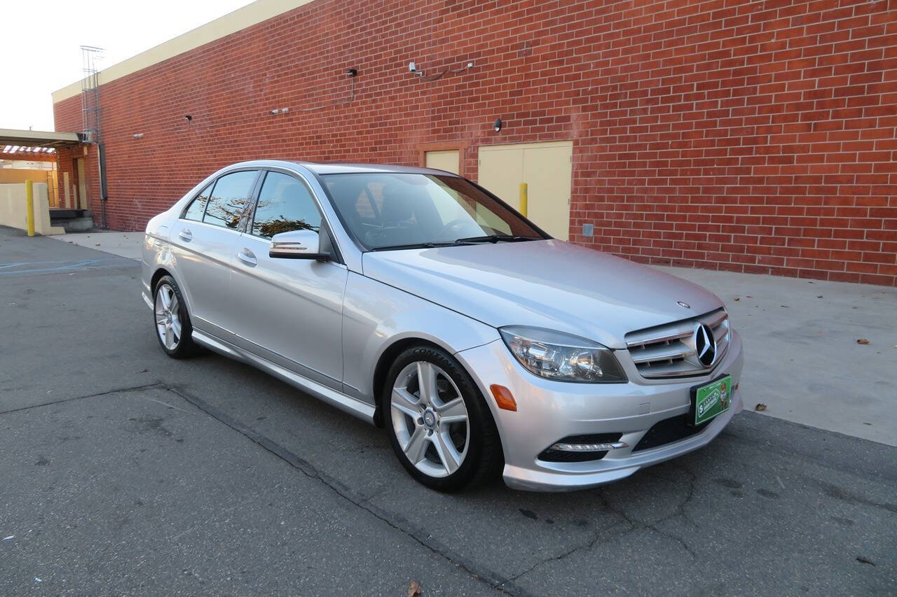 2011 Mercedes-Benz C-Class for sale at The Car Vendor LLC in Bellflower, CA