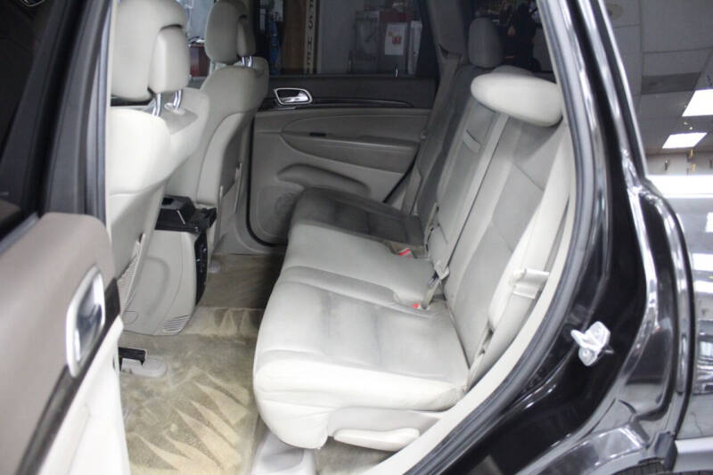 2012 Jeep Grand Cherokee Laredo