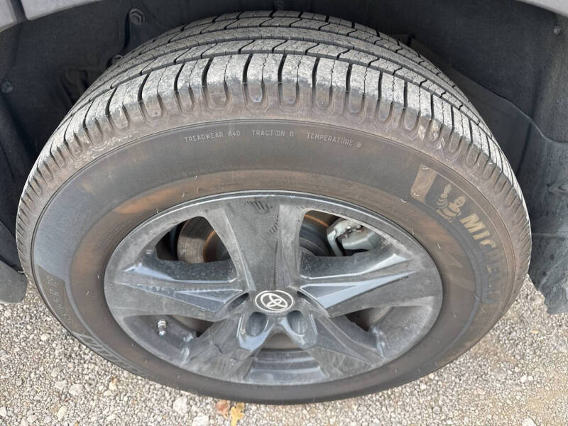 2021 Toyota Highlander Hybrid LE