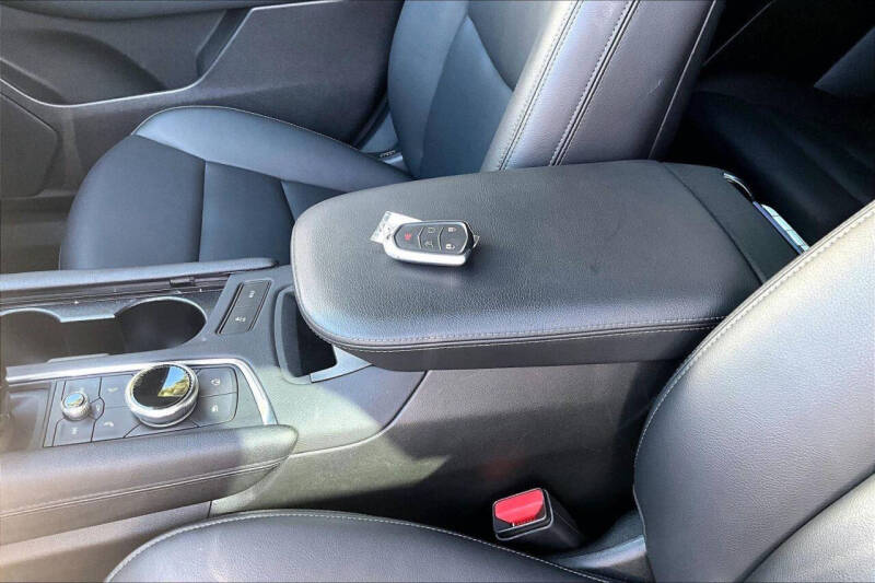 2024 Cadillac XT6 Luxury