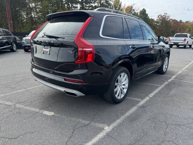 2016 Volvo XC90 T6 Momentum