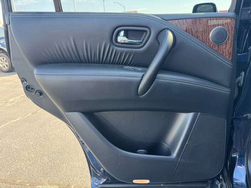 2017 Nissan Armada Platinum