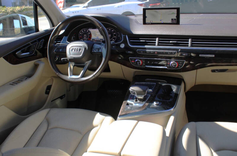 2017 Audi Q7 3.0T quattro Premium Plus