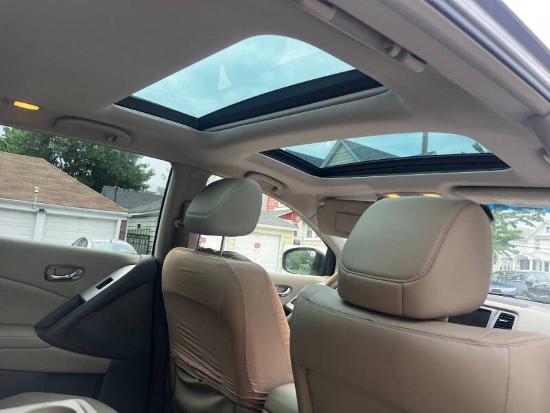 2012 Nissan Murano LE