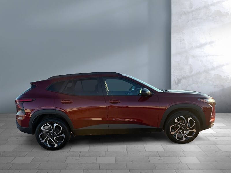 2025 Chevrolet Trax RS