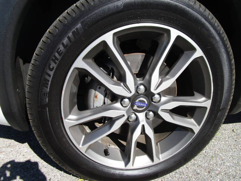 2015 Volvo V60 Cross Country T5 Platinum