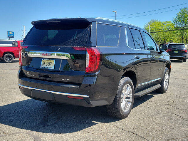 2021 GMC Yukon SLT