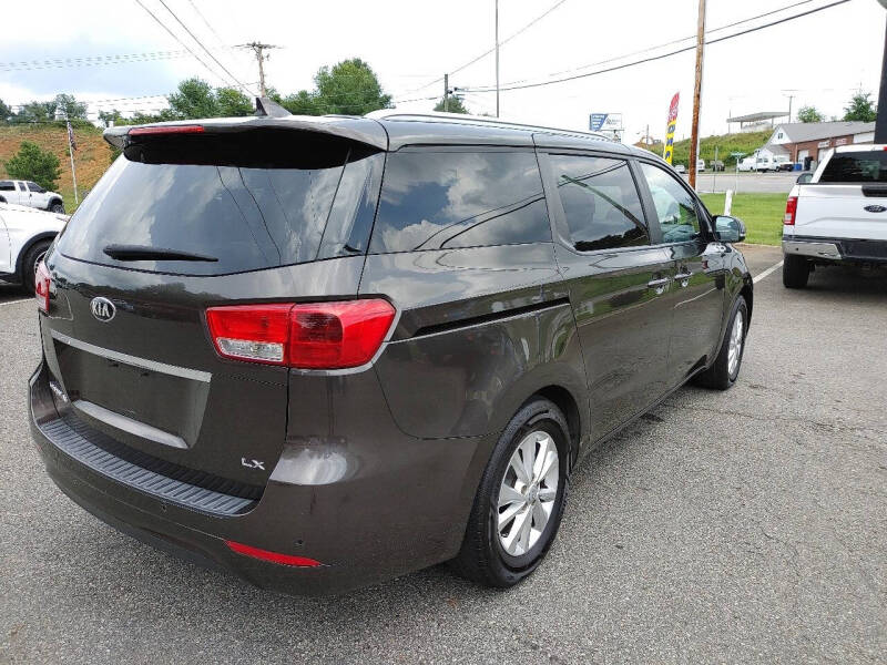 2017 Kia Sedona LX