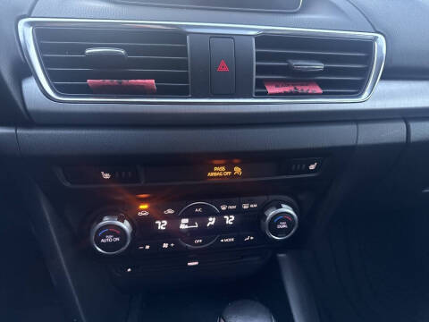 2015 Mazda MAZDA3 s Touring