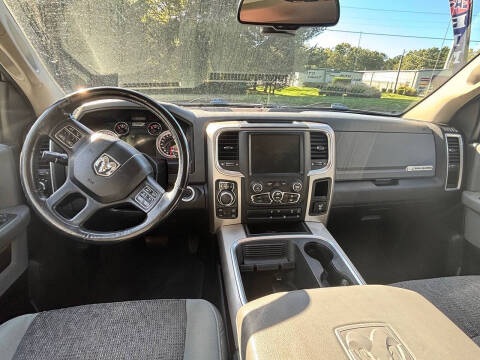 2017 RAM 1500 Big Horn