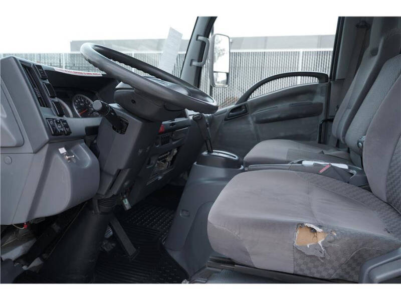 2014 Isuzu NPR/NPR-HD