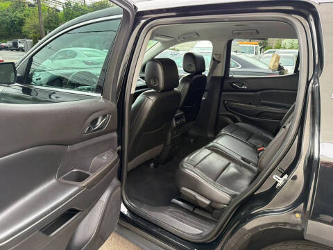 2020 GMC Acadia SLT