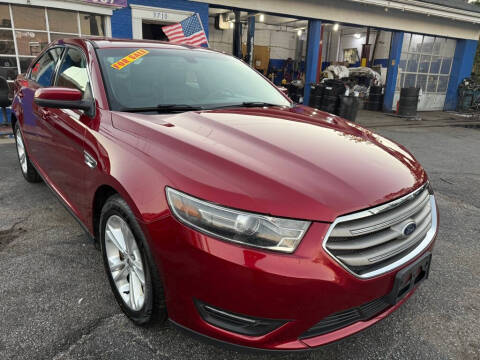 2015 Ford Taurus SEL