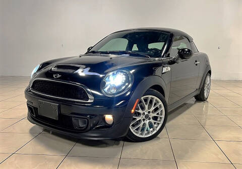 2013 MINI Coupe for sale at ROADSTERS AUTO in Houston TX