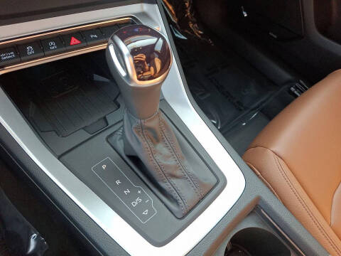 2024 Audi Q3 quattro S line Prem Plus 45 TFSI