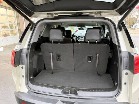 2017 GMC Acadia SLT-1