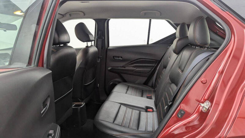 2019 Nissan Kicks SR