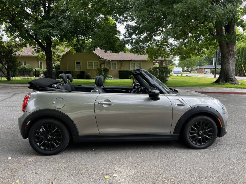 2019 MINI Convertible Cooper