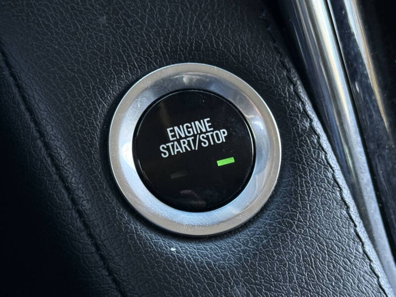 2016 Cadillac Escalade Standard