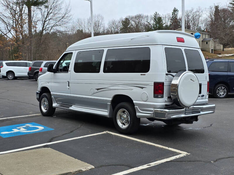 2011 Ford E-Series E-150