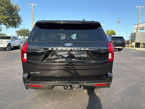 2025 Ford Expedition Active