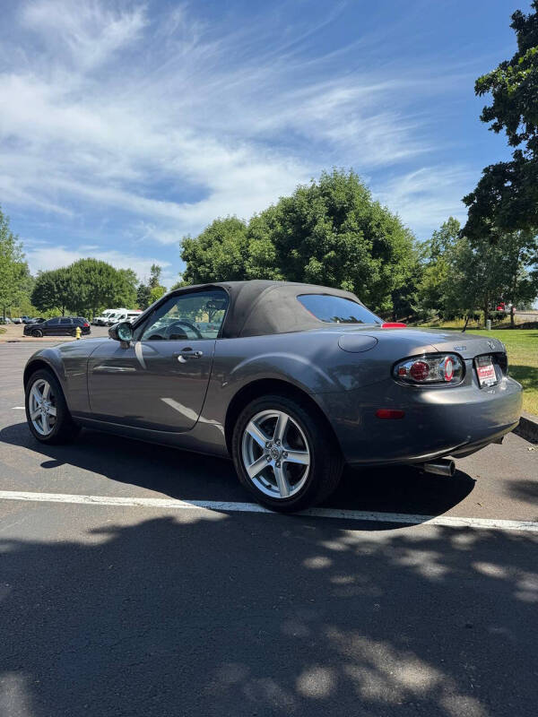 2006 Mazda MX-5 Miata Touring