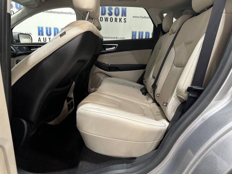 2020 Ford Edge Titanium