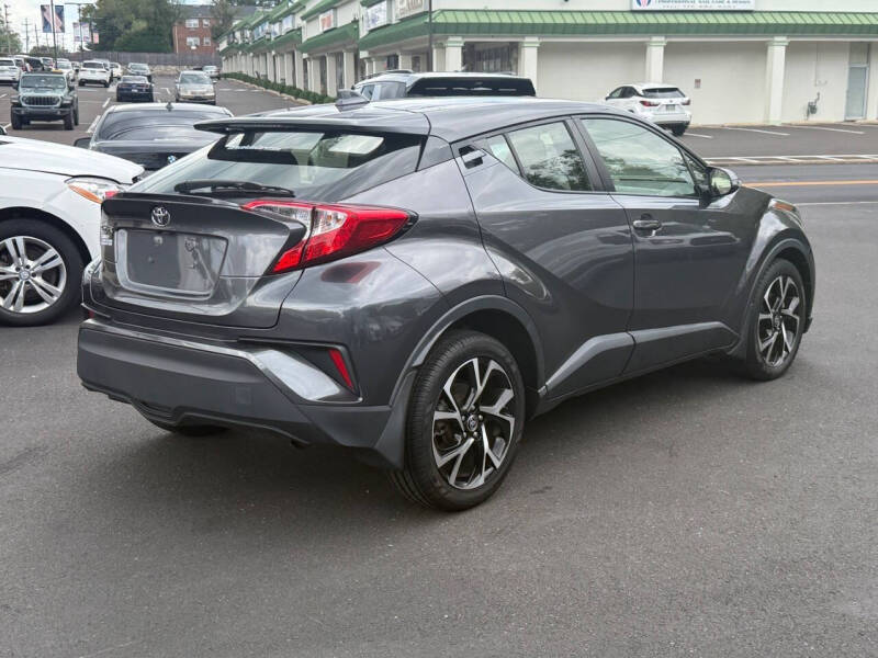 2020 Toyota C-HR LE