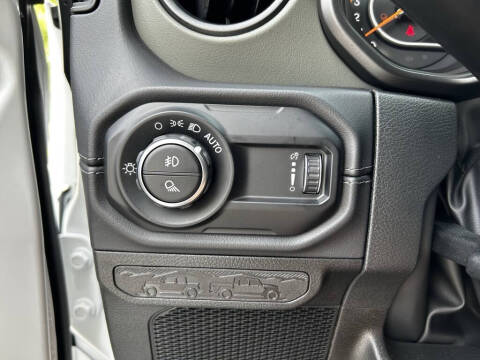 2025 Jeep Gladiator Mojave