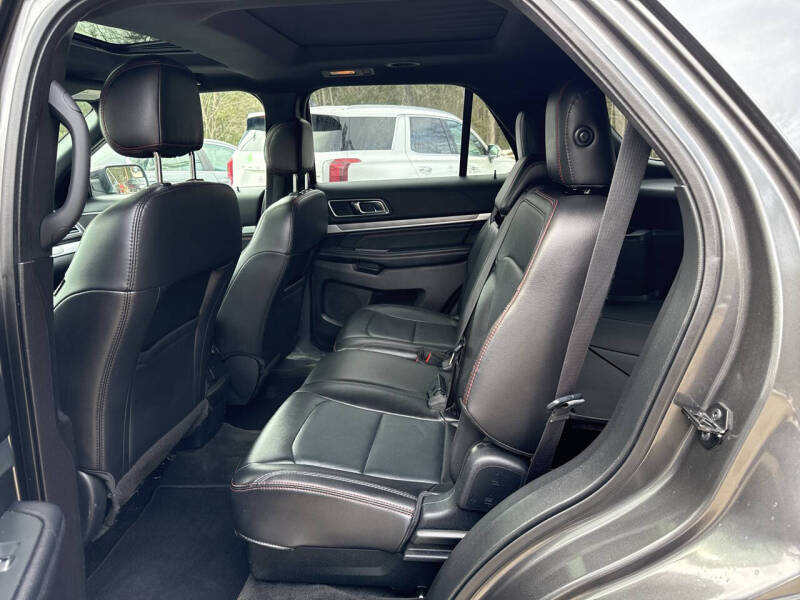 2017 Ford Explorer Sport