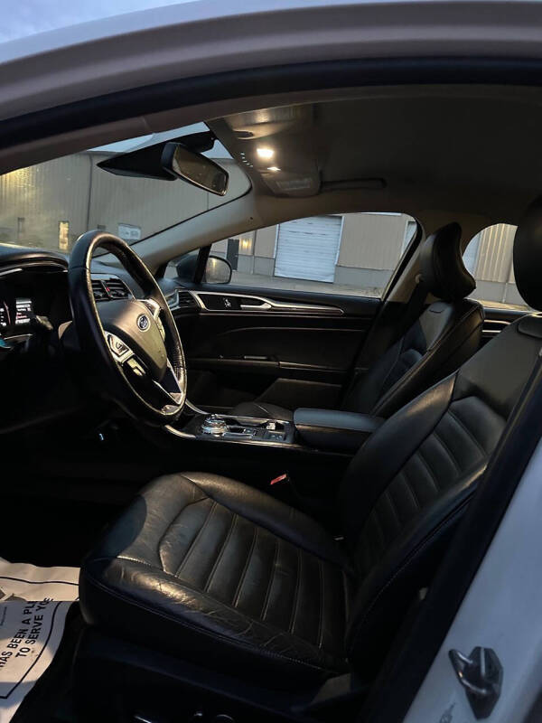 2018 Ford Fusion Hybrid SE