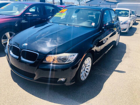 2009 BMW 3 Series for sale at Auto Max of Ventura in Ventura CA